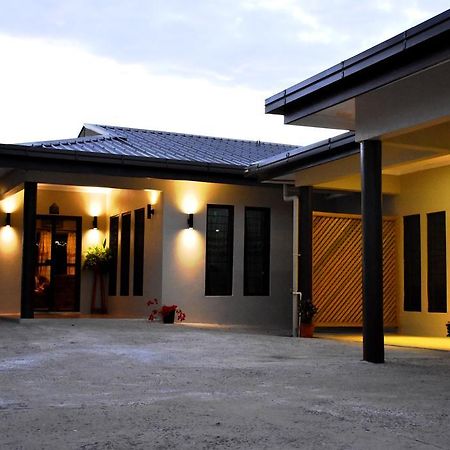 Westfield Homestay Fiji Nadi Bagian luar foto