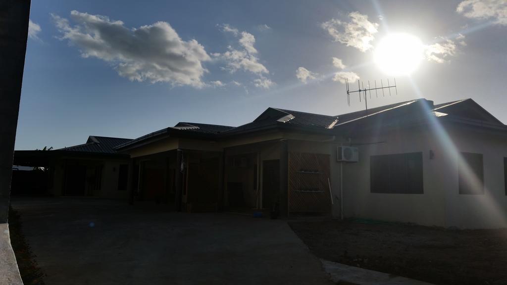 Westfield Homestay Fiji Nadi Bagian luar foto